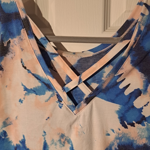 TEK GEAR blouse in size 1X colors. - Picture 8 of 12